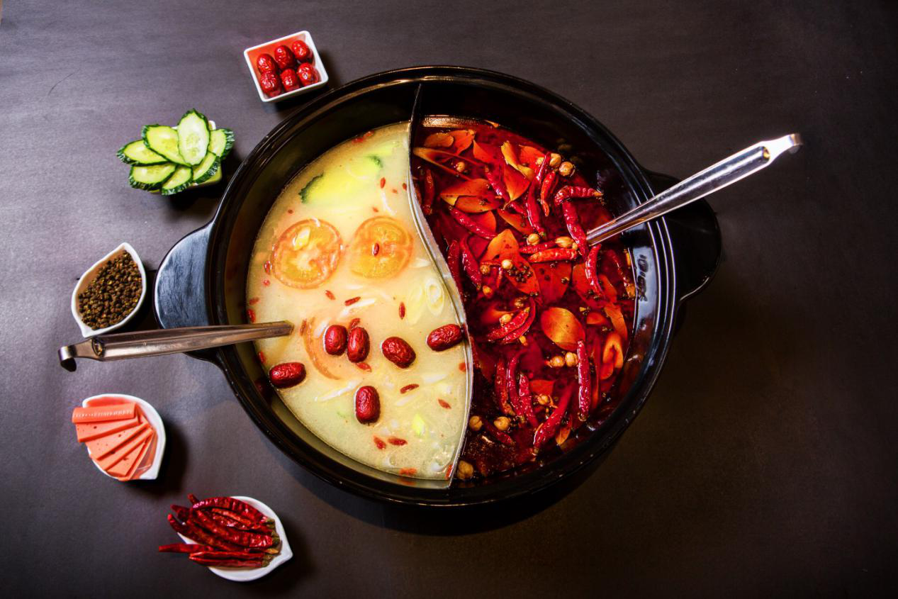 無(wú)煙燒烤設(shè)備獨(dú)領(lǐng)街頭飲食風(fēng)尚