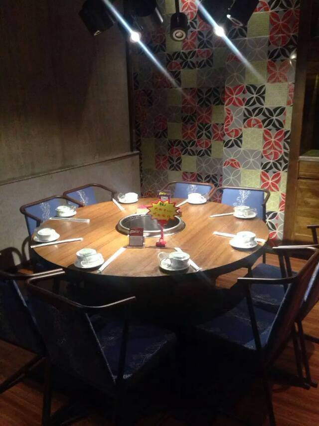 又一家【智能無煙火鍋】開業(yè)啦！！！十堰口之?；疱?圖2)