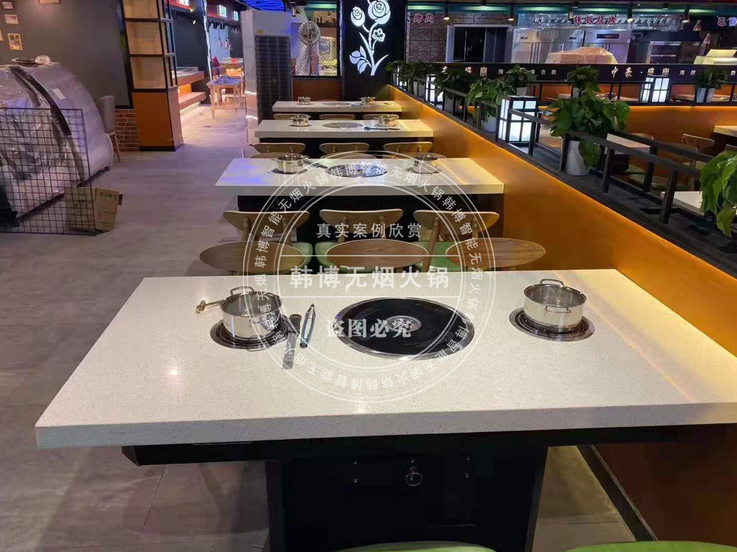 無(wú)煙燒烤桌有哪些特點(diǎn)？為啥燒烤店生意比燒